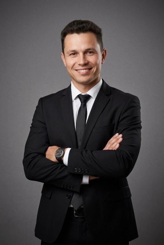 Александр